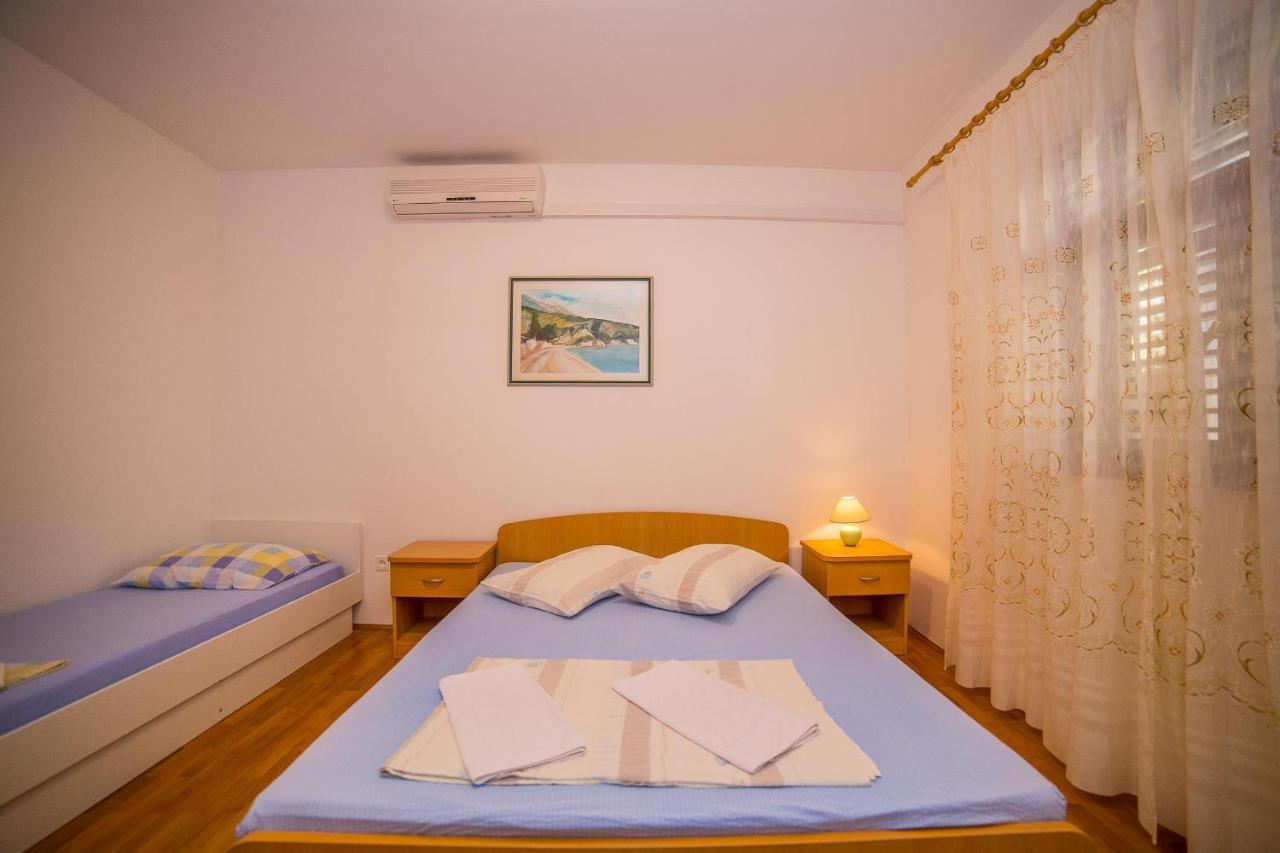 Apartments Emil لوكفا روجوزنيكا المظهر الخارجي الصورة