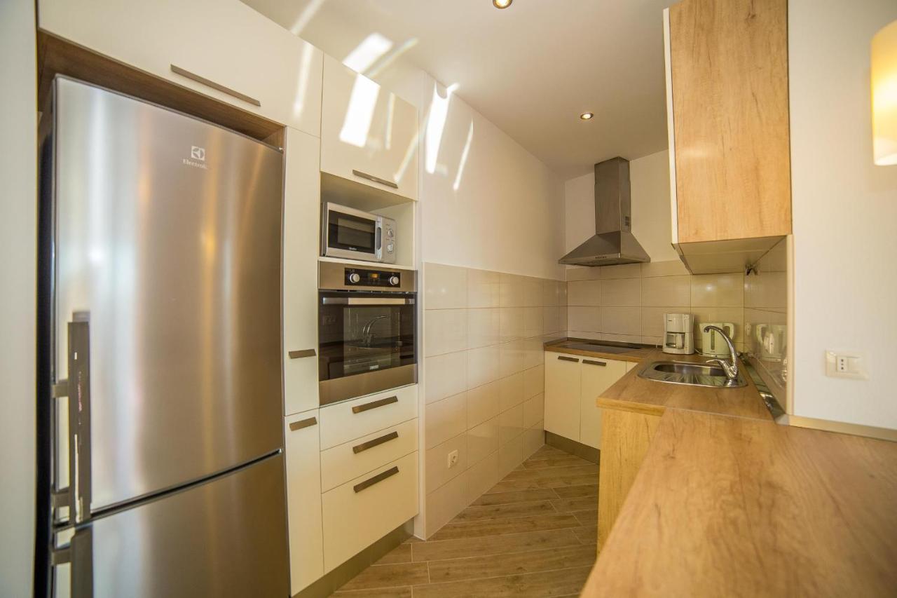 Apartments Emil لوكفا روجوزنيكا المظهر الخارجي الصورة