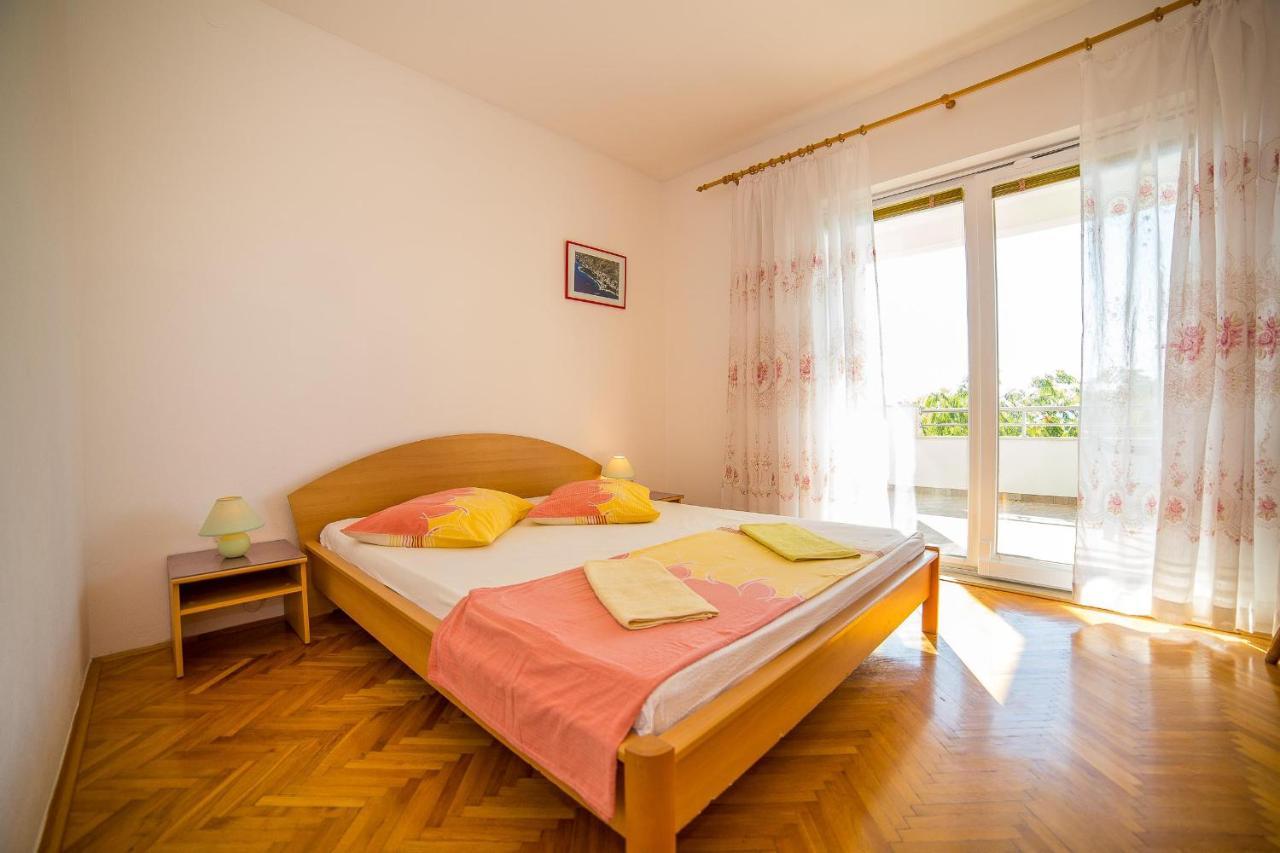 Apartments Emil لوكفا روجوزنيكا المظهر الخارجي الصورة