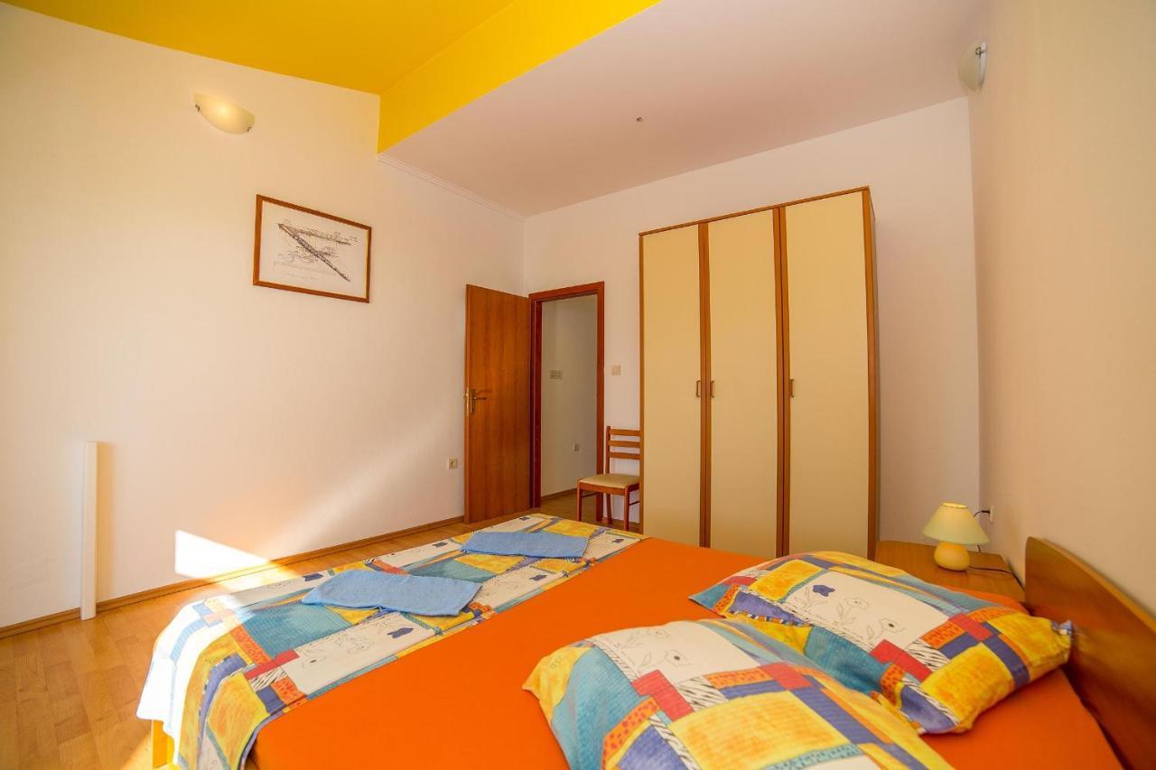 Apartments Emil لوكفا روجوزنيكا المظهر الخارجي الصورة