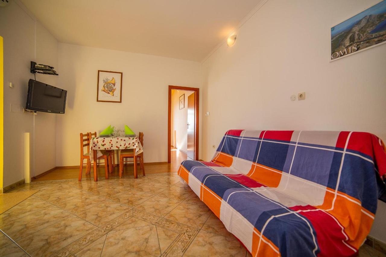 Apartments Emil لوكفا روجوزنيكا المظهر الخارجي الصورة