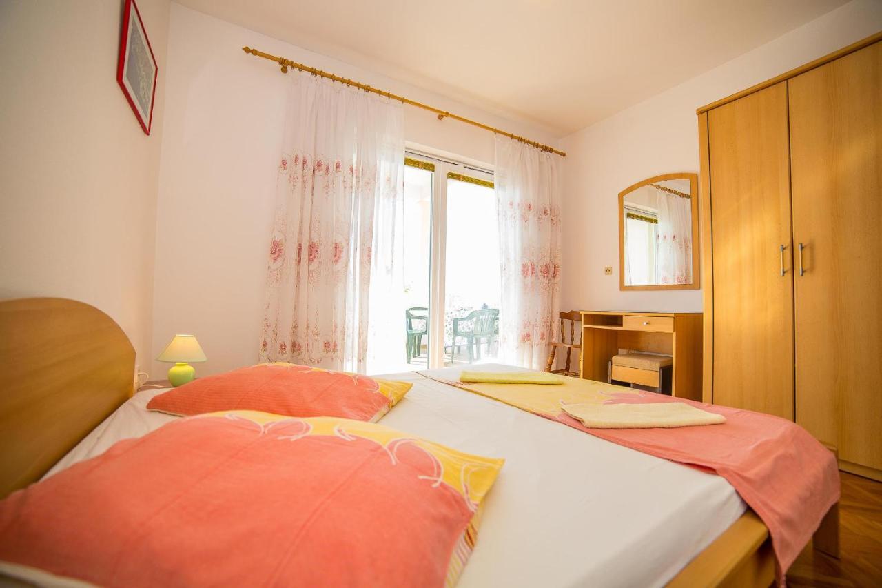 Apartments Emil لوكفا روجوزنيكا المظهر الخارجي الصورة
