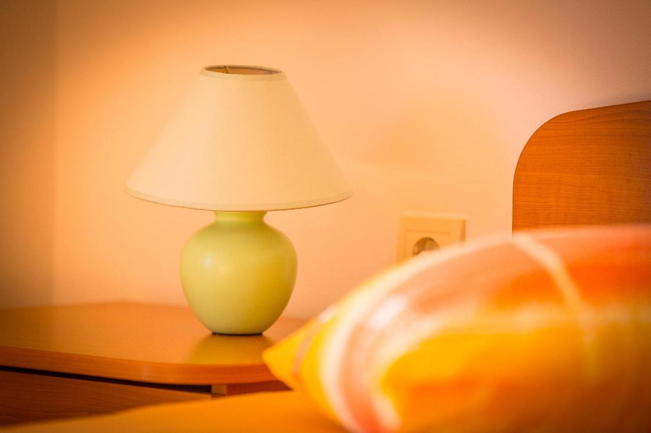 Apartments Emil لوكفا روجوزنيكا المظهر الخارجي الصورة
